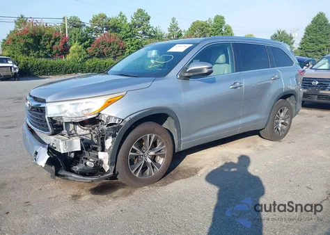 2016 Toyota Highlander Xle z USA, uszkodzony, nr VIN 5TDKKRFH0GS500932